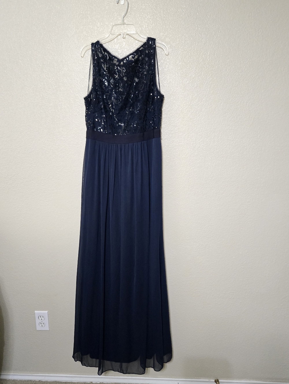 Adrianna Papell Navy Lace Gown, ladies 10